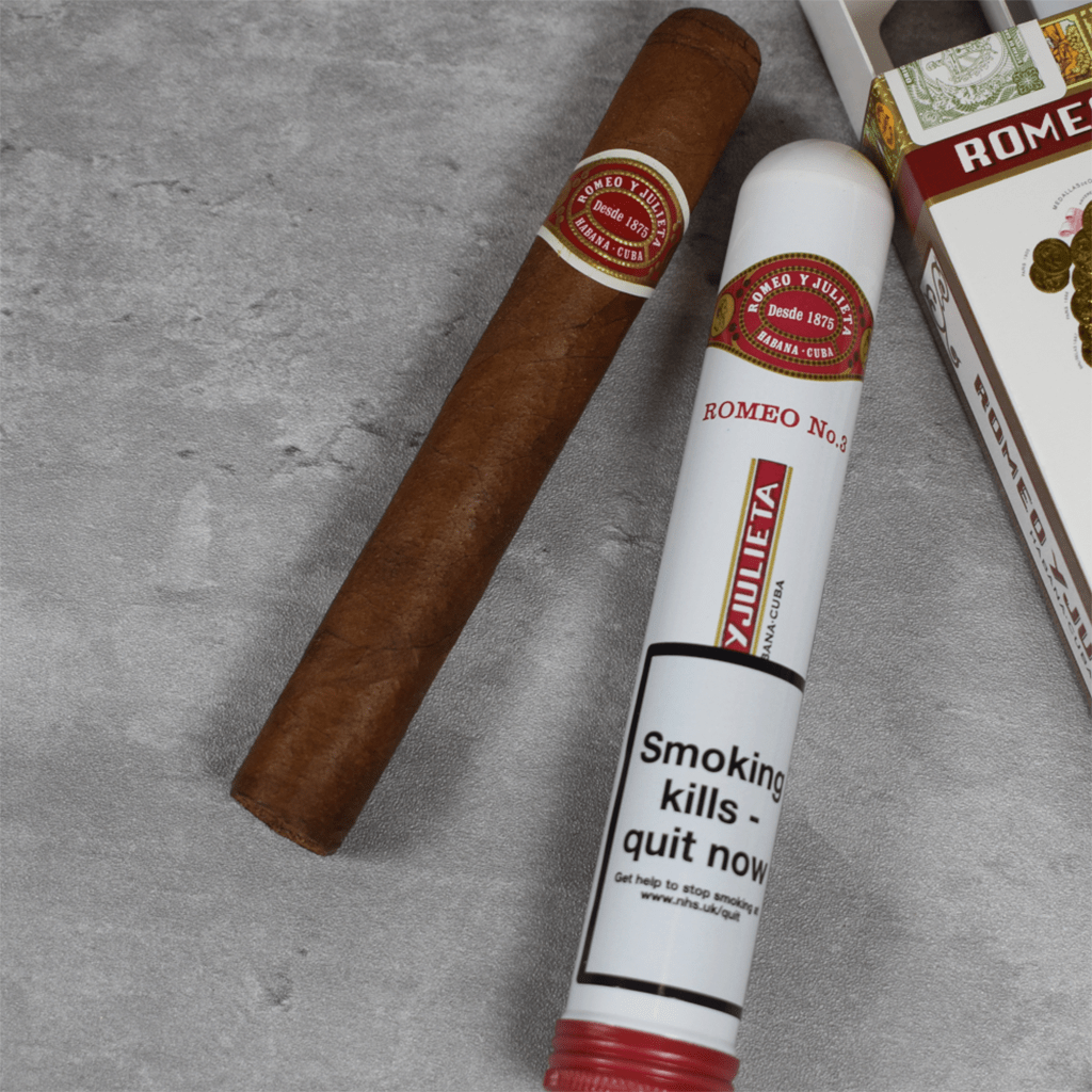 Romeo y Julieta No. 3